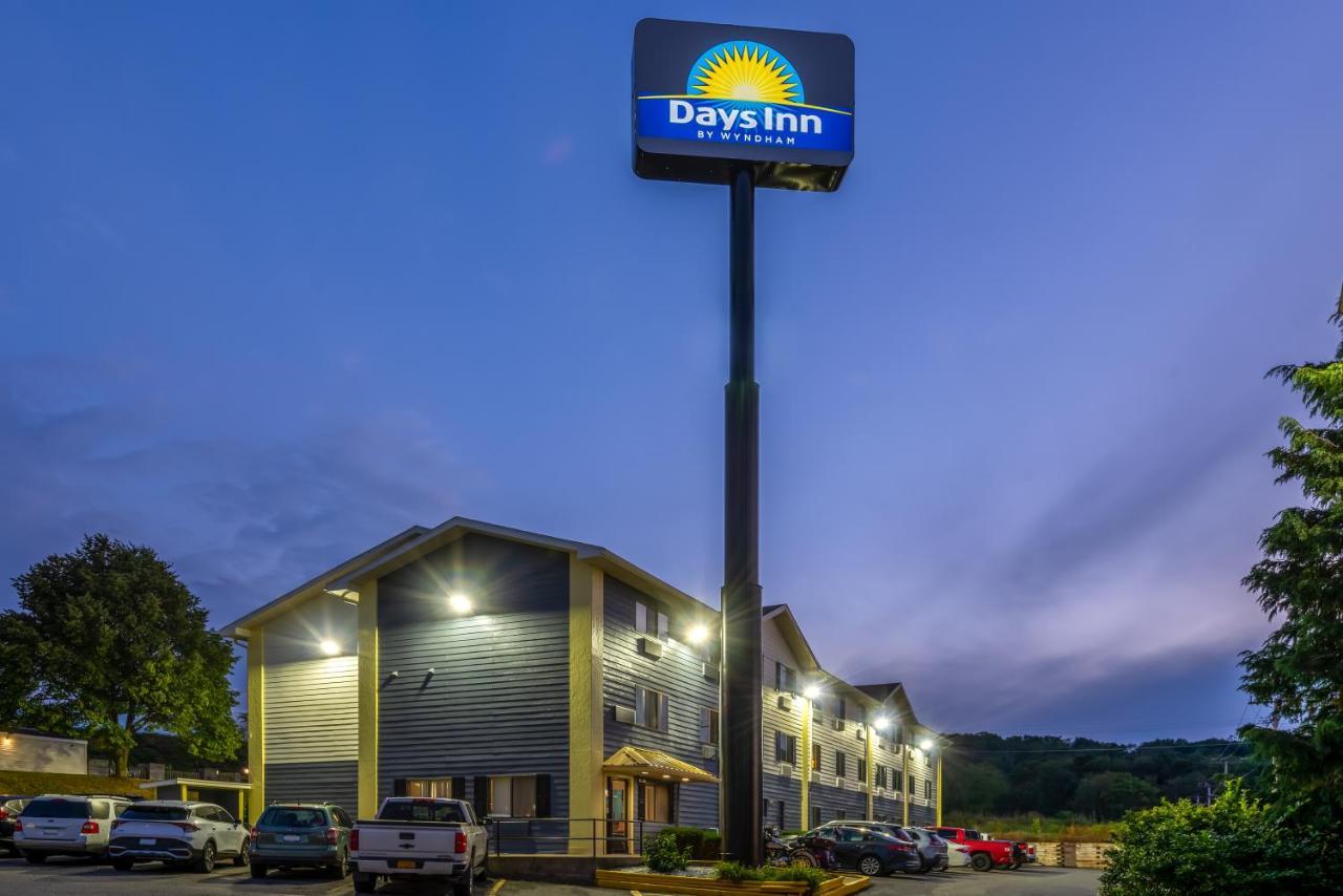 Days Inn By Wyndham Somerset Pa I-70 I-76 Exterior foto
